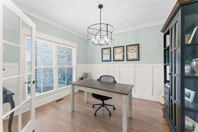 2706 Congress Dr, Murfreesboro, TN 37128