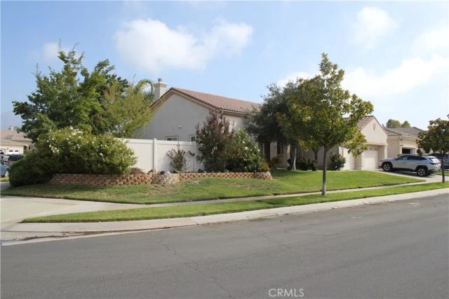 728 Indigo, Beaumont, CA 92223