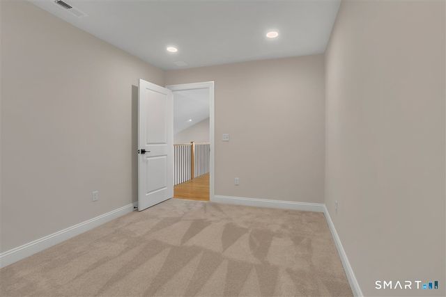 48 Soderman Way 48, Cheshire, CT 06410