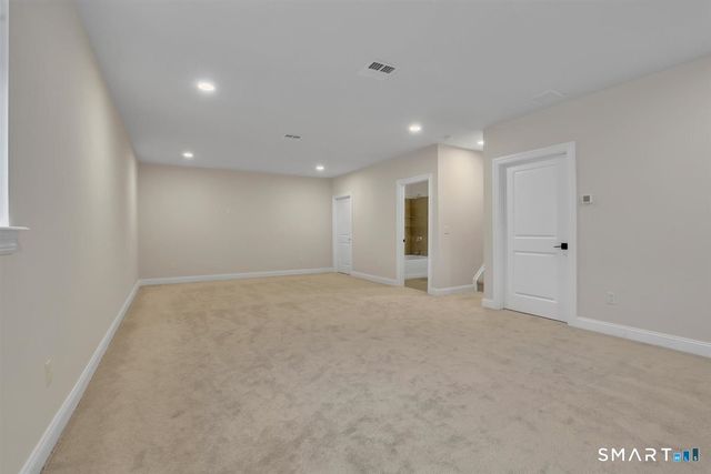48 Soderman Way 48, Cheshire, CT 06410