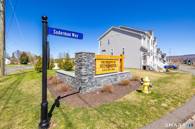 48 Soderman Way 48, Cheshire, CT 06410
