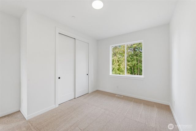 28020 243rd Avenue SE, Maple Valley, WA 98038