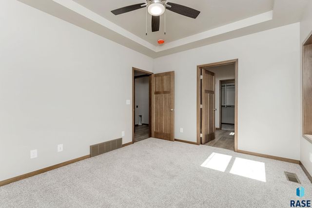 521 S Big Stone Ave Avenue, Sioux Falls, SD 57106