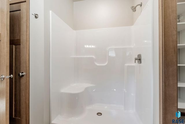 521 S Big Stone Ave Avenue, Sioux Falls, SD 57106