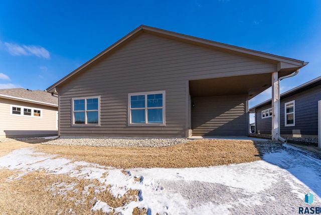 521 S Big Stone Ave Avenue, Sioux Falls, SD 57106