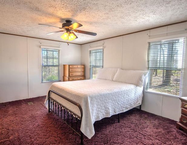 2410 Whippoorwill Trail, Hartwell, GA 30643