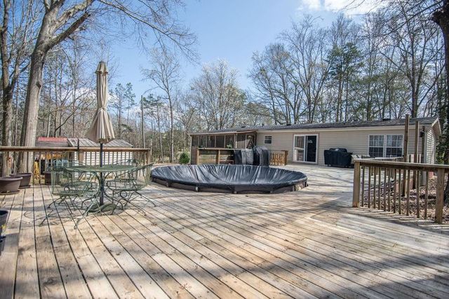 2410 Whippoorwill Trail, Hartwell, GA 30643
