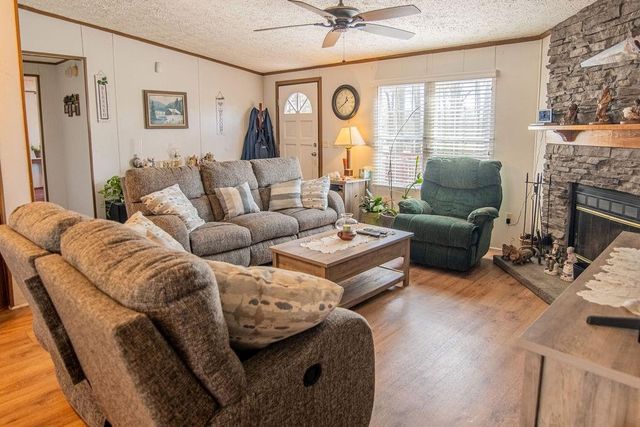 2410 Whippoorwill Trail, Hartwell, GA 30643