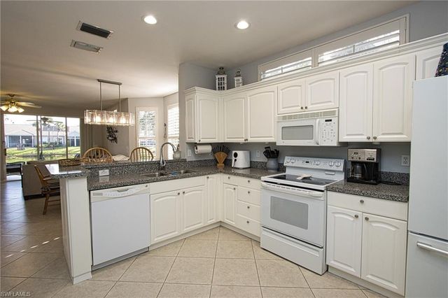 3460 Pointe Creek CT 102, Bonita Springs, FL 34134