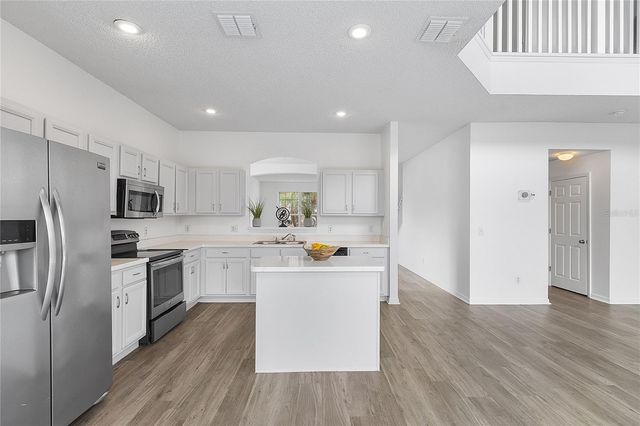 1060 SEASONS BOULEVARD, Kissimmee, FL 34746