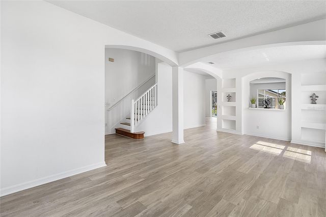 1060 SEASONS BOULEVARD, Kissimmee, FL 34746