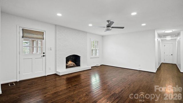 2222 Kings Drive, Gastonia, NC 28056
