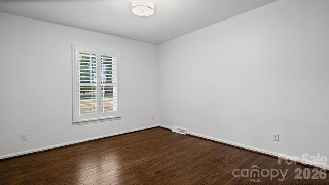 2222 Kings Drive, Gastonia, NC 28056