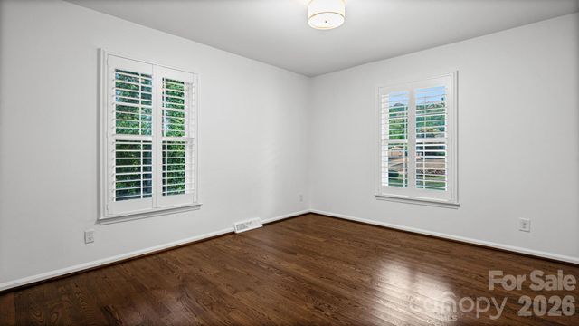 2222 Kings Drive, Gastonia, NC 28056