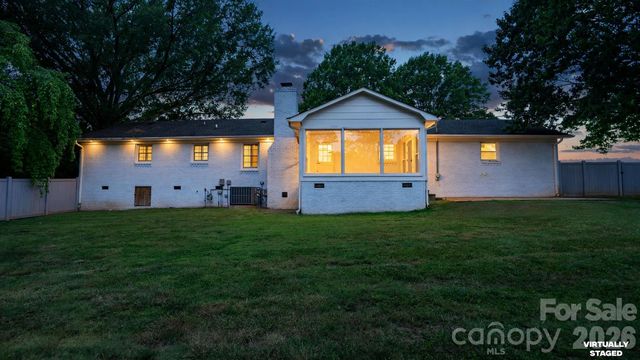 2222 Kings Drive, Gastonia, NC 28056