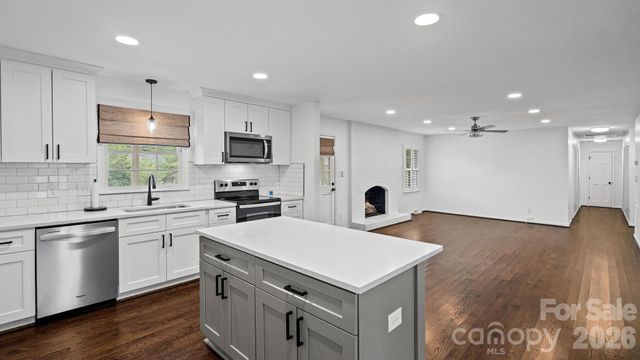 2222 Kings Drive, Gastonia, NC 28056