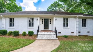 2222 Kings Drive, Gastonia, NC 28056