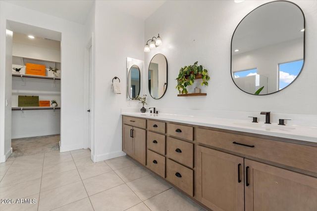 20264 W SAN JUAN Avenue, Litchfield Park, AZ 85340