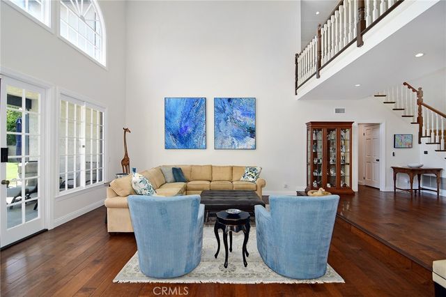 29302 Laro Drive, Agoura Hills, CA 91301
