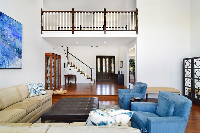 29302 Laro Drive, Agoura Hills, CA 91301