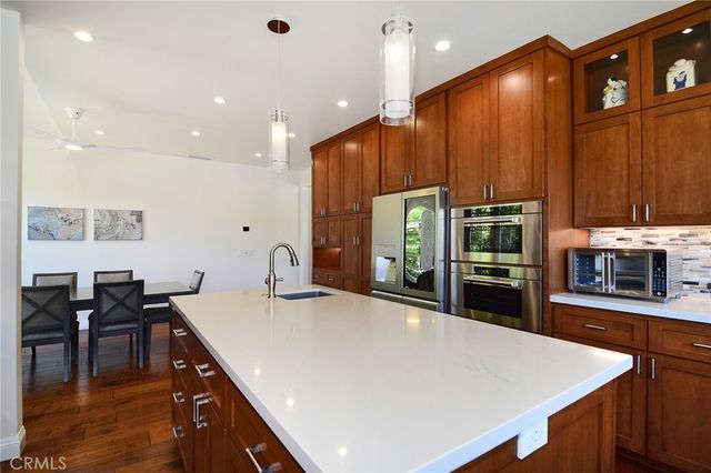 29302 Laro Drive, Agoura Hills, CA 91301