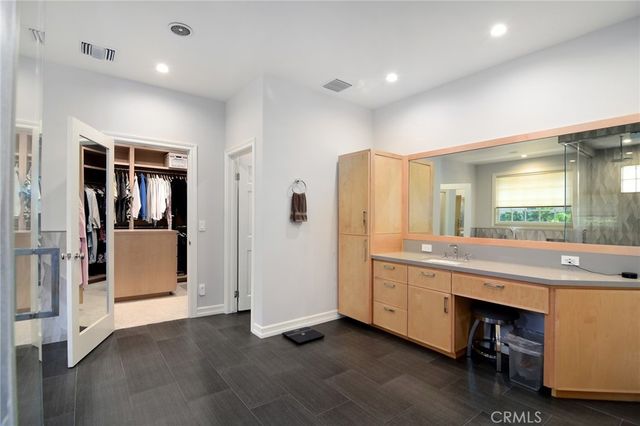 29302 Laro Drive, Agoura Hills, CA 91301