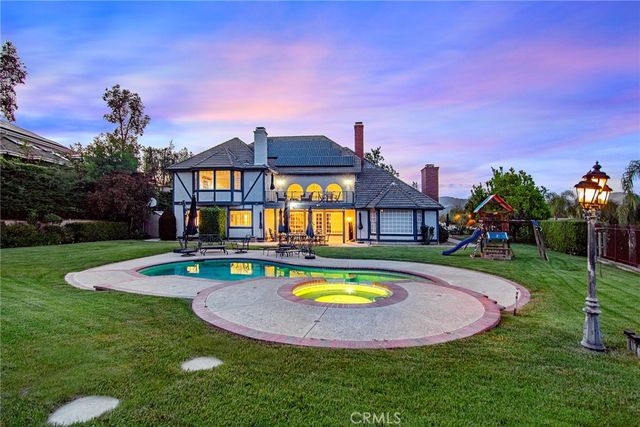 29302 Laro Drive, Agoura Hills, CA 91301