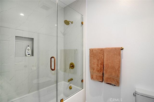 29302 Laro Drive, Agoura Hills, CA 91301