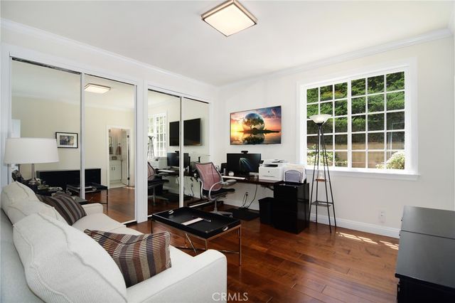 29302 Laro Drive, Agoura Hills, CA 91301