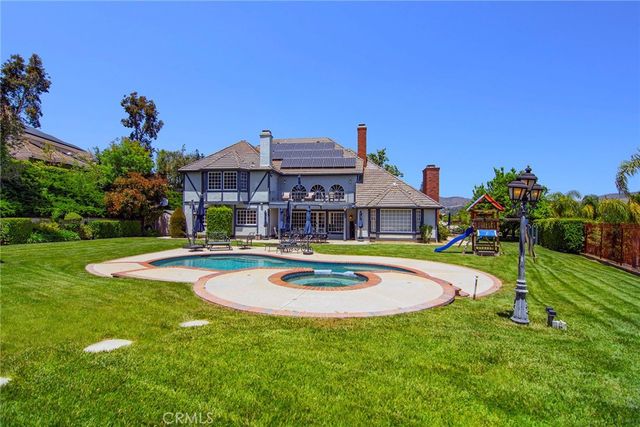 29302 Laro Drive, Agoura Hills, CA 91301