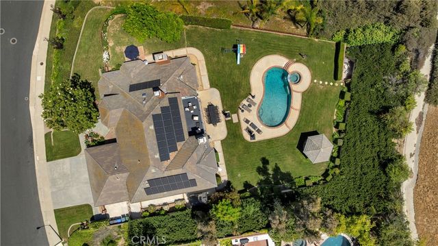 29302 Laro Drive, Agoura Hills, CA 91301