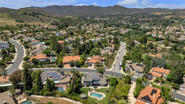 29302 Laro Drive, Agoura Hills, CA 91301