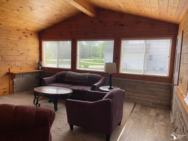 7815 Summerfield Road, Bedford Twp, MI 48144