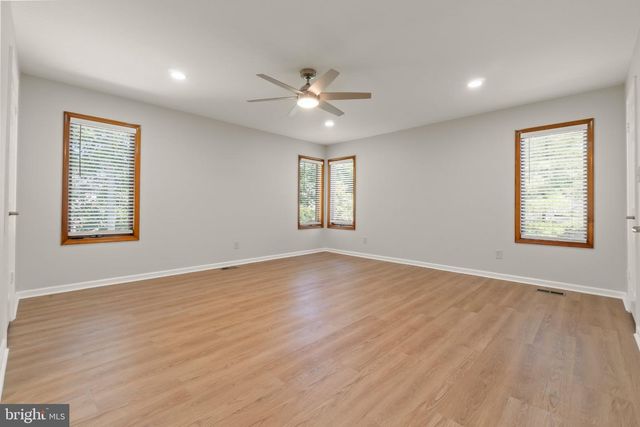 5 JUSTIN CT, Voorhees, NJ 08043