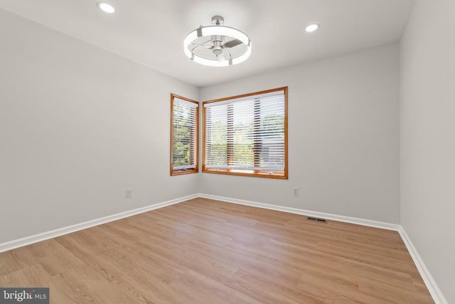 5 JUSTIN CT, Voorhees, NJ 08043