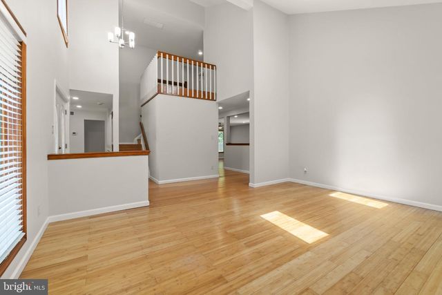 5 JUSTIN CT, Voorhees, NJ 08043
