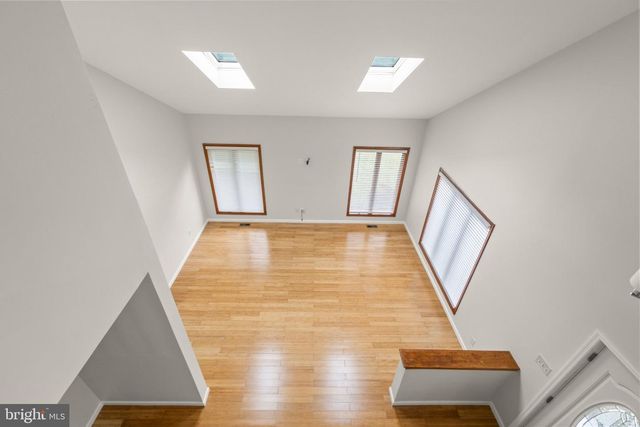 5 JUSTIN CT, Voorhees, NJ 08043
