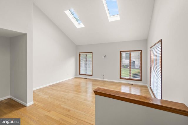 5 JUSTIN CT, Voorhees, NJ 08043