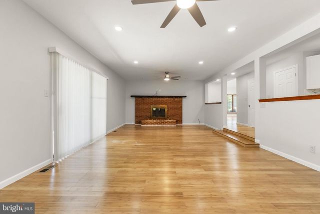 5 JUSTIN CT, Voorhees, NJ 08043