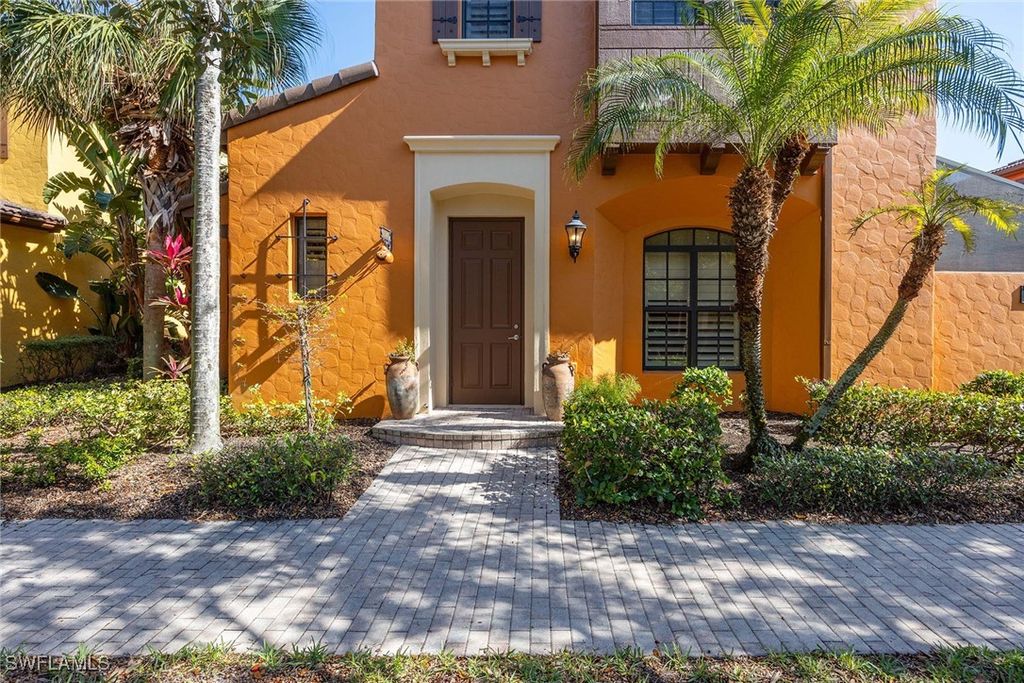 9106 Chula Vista ST 115, Naples, FL 34113