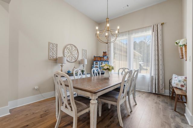 115 Cifuentes Way, Hot Springs Village, AR 71909