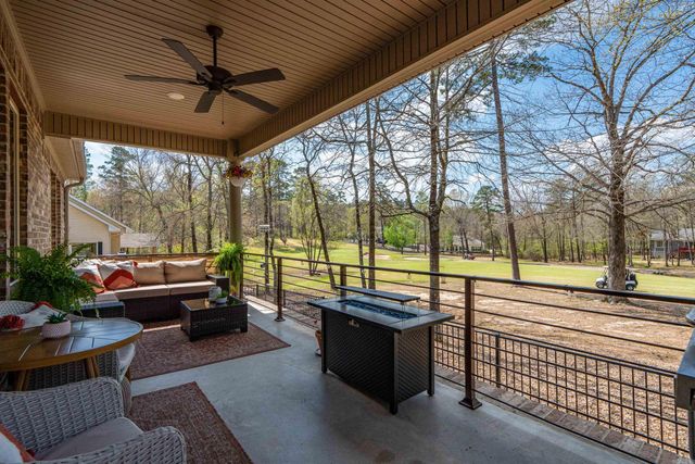 115 Cifuentes Way, Hot Springs Village, AR 71909