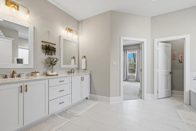 115 Cifuentes Way, Hot Springs Village, AR 71909