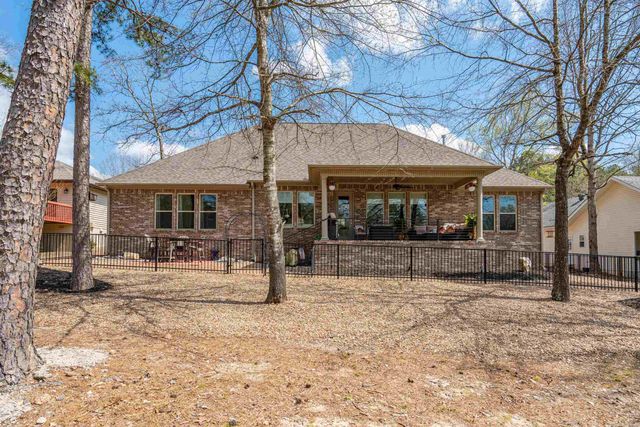 115 Cifuentes Way, Hot Springs Village, AR 71909