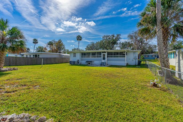 517 S Lanvale Avenue, Daytona Beach, FL 32114