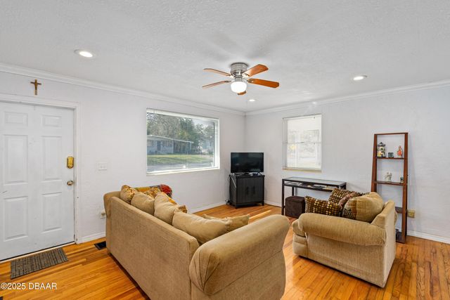 517 S Lanvale Avenue, Daytona Beach, FL 32114