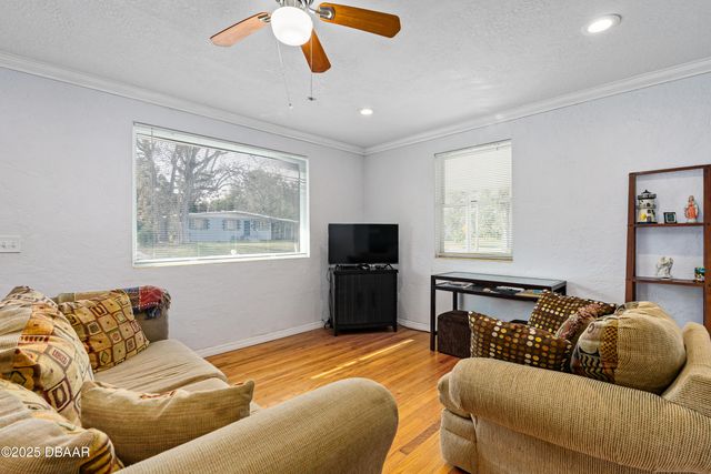 517 S Lanvale Avenue, Daytona Beach, FL 32114