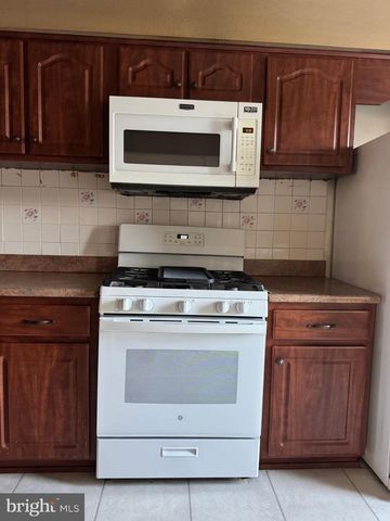 223 PARKDALE RD, Philadelphia, PA 19154