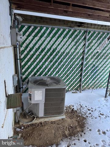 223 PARKDALE RD, Philadelphia, PA 19154