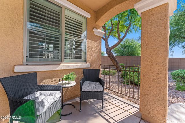 111 E PALOMINO Drive, Gilbert, AZ 85296